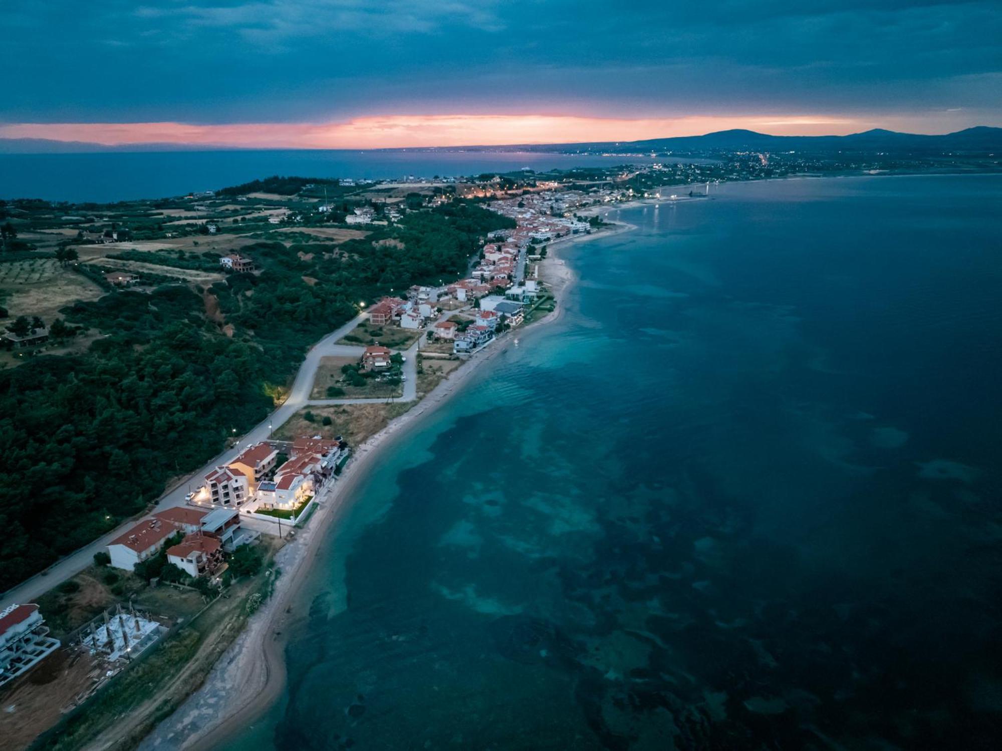 Azzurro E Verde By Rentalspro - Nea Potidaia Halkidiki Potidée Extérieur photo