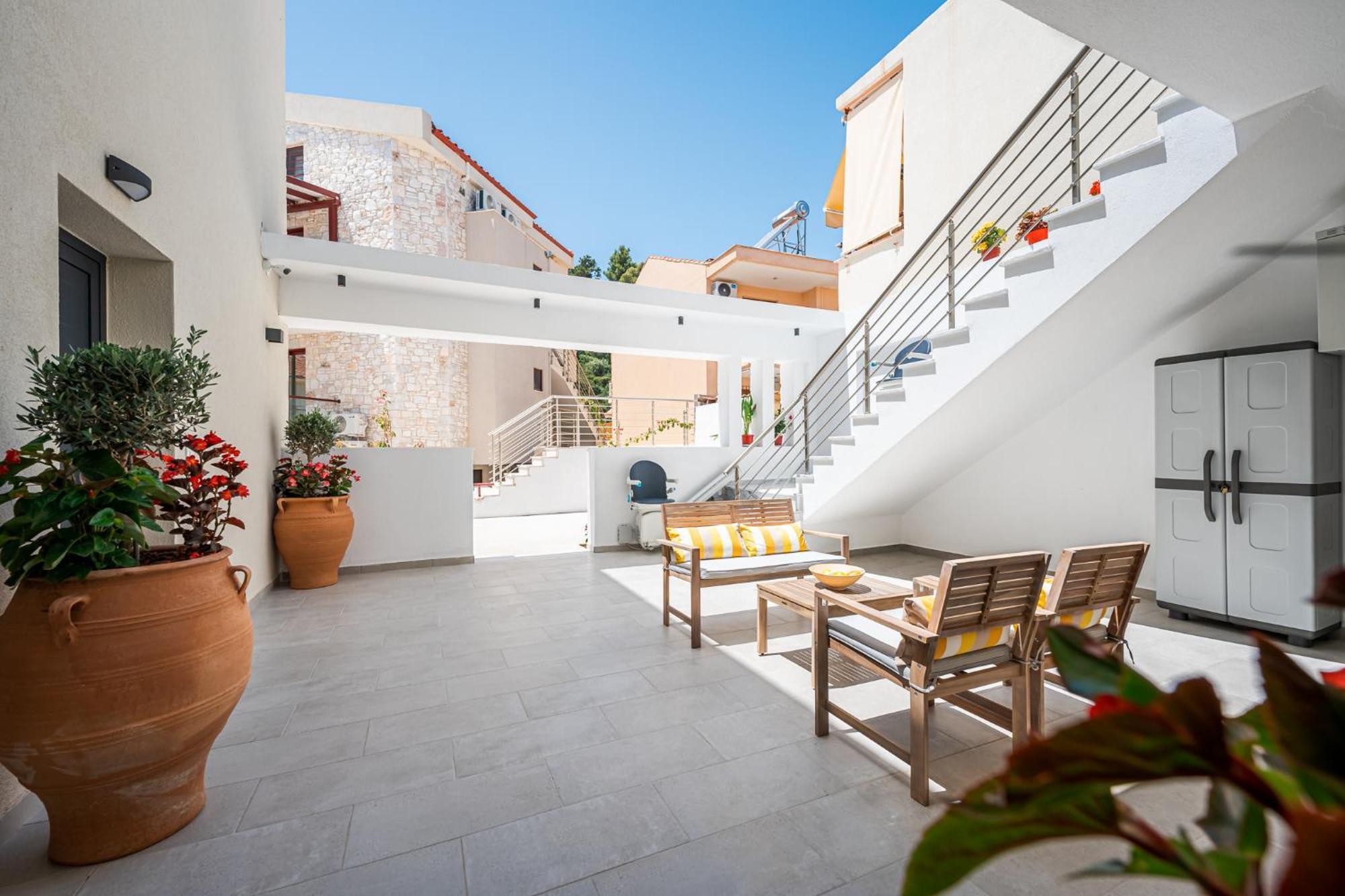 Azzurro E Verde By Rentalspro - Nea Potidaia Halkidiki Potidée Extérieur photo